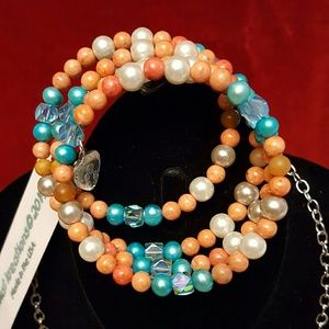 Handmade beaded necklace/bracelet/earring set.